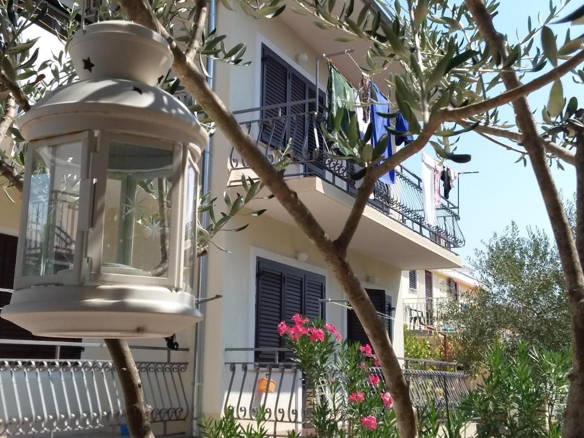 And Charming Apartment In Vantacici Malinska Ngoại thất bức ảnh