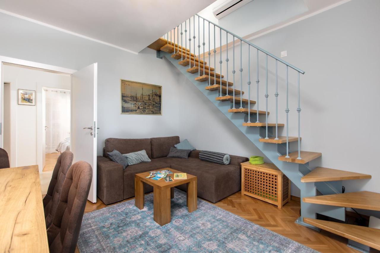 And Charming Apartment In Vantacici Malinska Ngoại thất bức ảnh